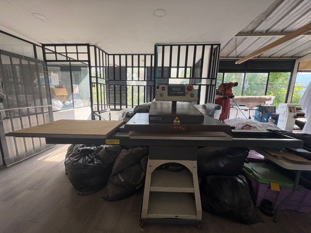 1f1a3d76-8102-472f-bed5-d8fc213f783b