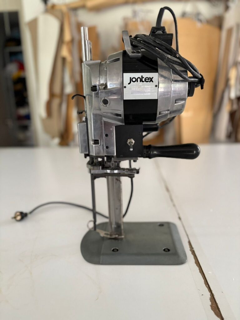 c060e80f-bfa1-4e47-b4a9-03bfafc516ae